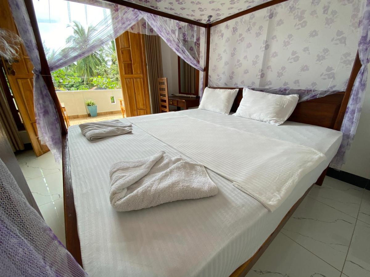 Aqua Blue Hotel Arugam Bay Exterior photo